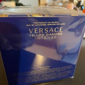 Versace yellow diamond intense